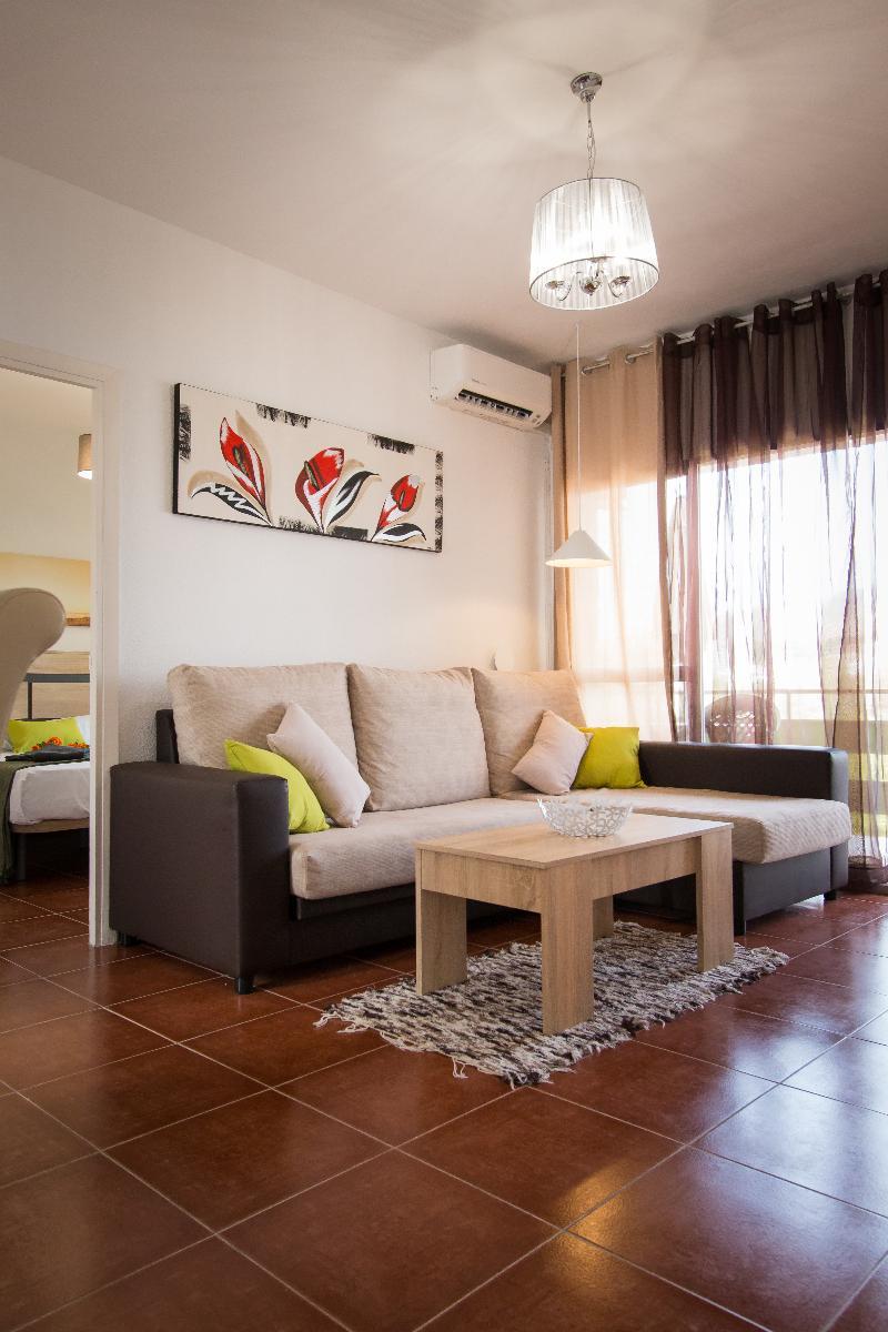Holidays2Torremolinos Apartamento De 3 Dormitorios Con Terraza Y Piscina Comunitaria Kültér fotó